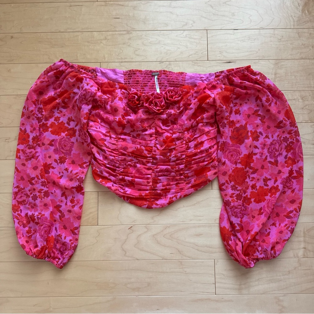 FREE PEOPLE Oh Lala Ruched Rose Top Pink & Red. SIZE: Small